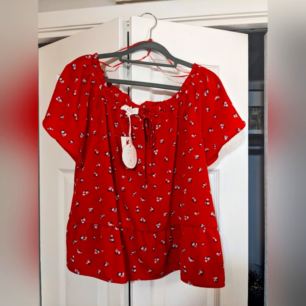 On/Off shoulder crop blouse